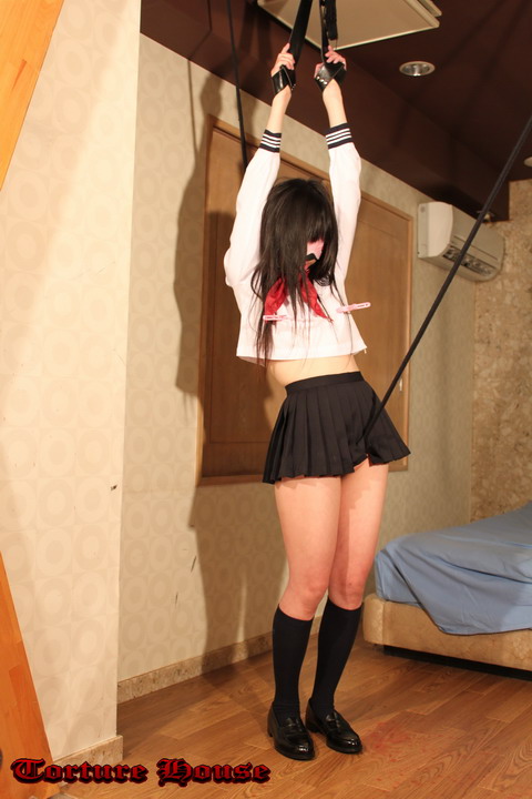 吊り拷問!JK探偵事務所 潜入5 禁輸製品取引