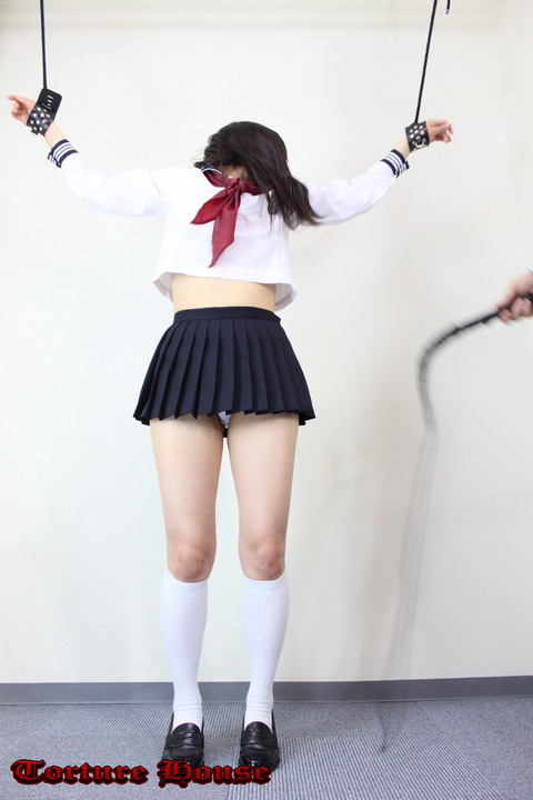 吊り拷問!JK探偵事務所 潜入9 亡命首相捜索(前編)