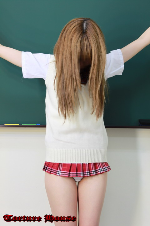 学園2045 精鋭女子学園 体罰3 1年F組 川崎あゆみ