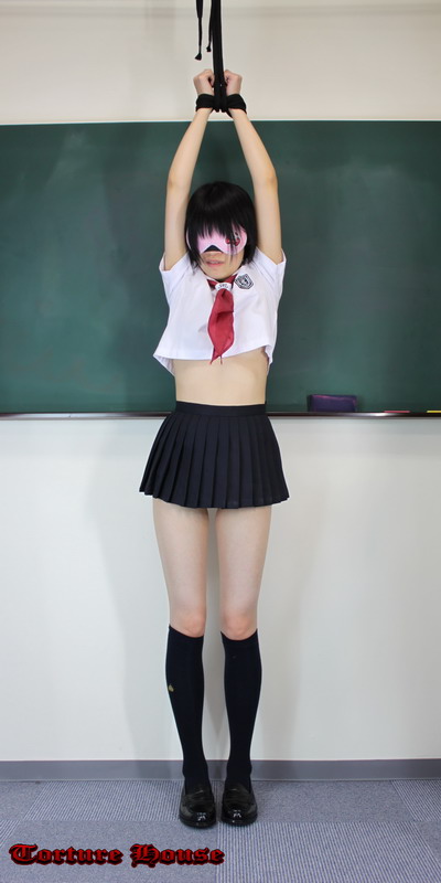 学園2045 精鋭女子学園 体罰4 1年V組 宇都宮真琴