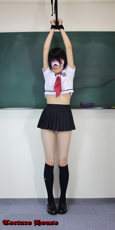 学園2045 精鋭女子学園 体罰4 1年V組 宇都宮真琴