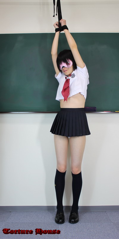 学園2045 精鋭女子学園 体罰4 1年V組 宇都宮真琴