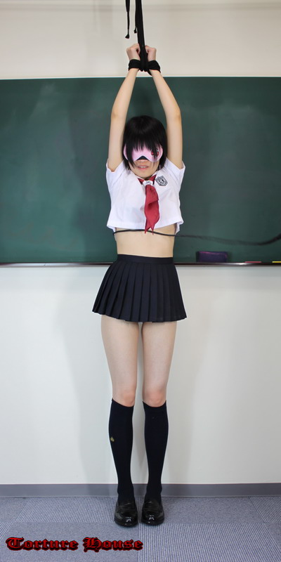 学園2045 精鋭女子学園 体罰4 1年V組 宇都宮真琴